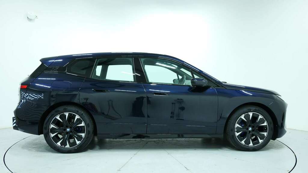 BMW iX 300Kw Xdrive45 M Sport 101Kwh 2026 YN26EKR Black #3