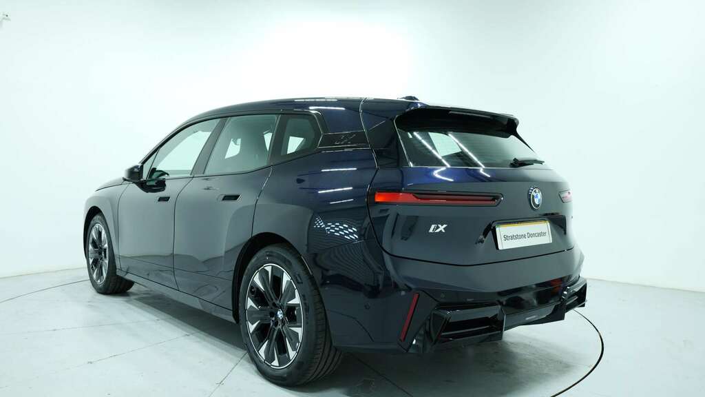 BMW iX 300Kw Xdrive45 M Sport 101Kwh 2026 YN26EKR Black #2