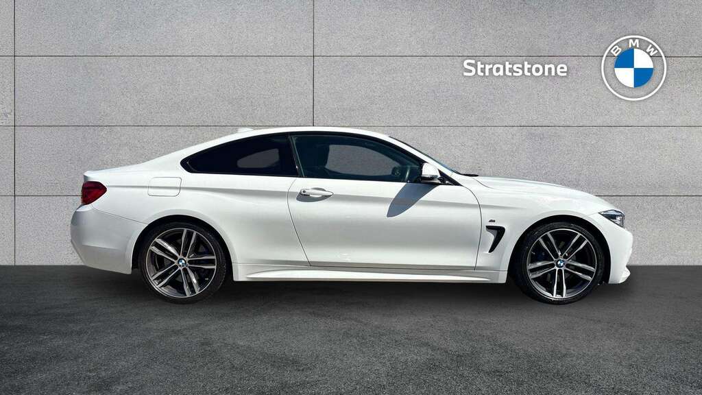 BMW 4 Series 420I M Sport Professional Media 2018 White #3