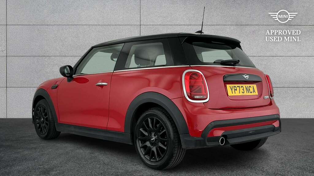 Mini Hatch 1.5 Cooper Classic 2023 YP73NCA Red #2