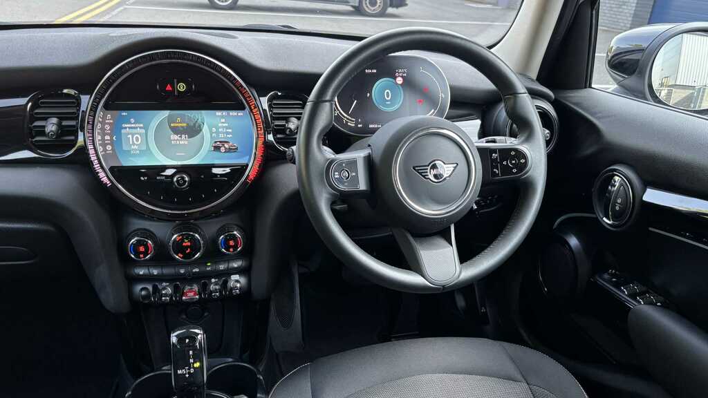 Mini Hatch 1.5 Cooper Classic II 2023 Silver #5
