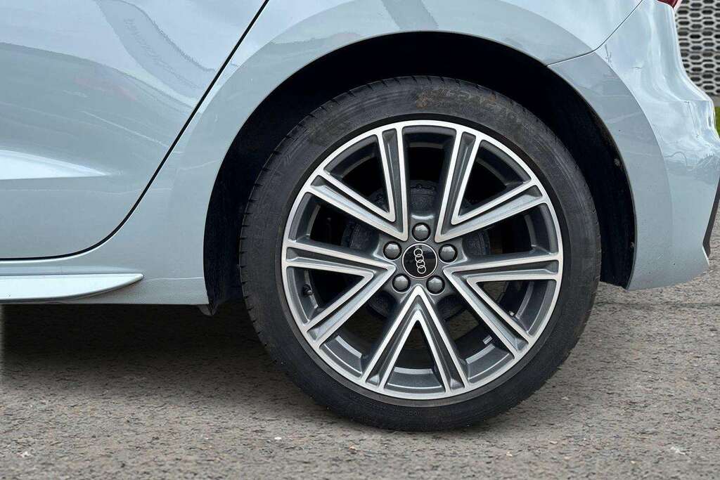 Audi A1 25 Tfsi S Line 2024 MM24KHV Grey #5