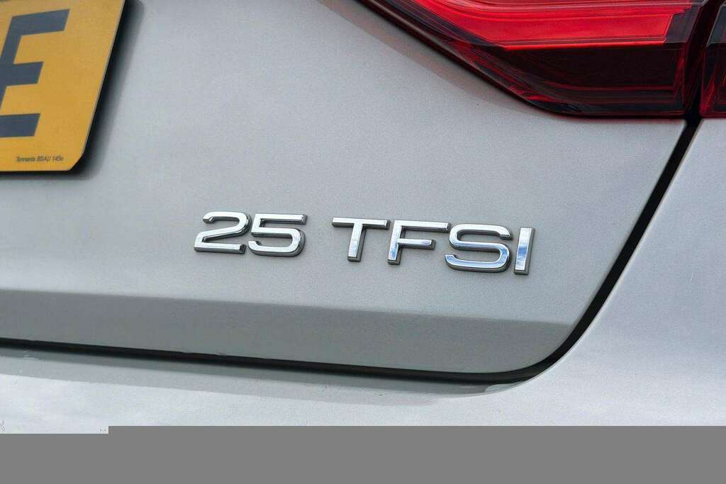Audi A1 25 Tfsi Sport 2025 KU75ZBE Silver #6