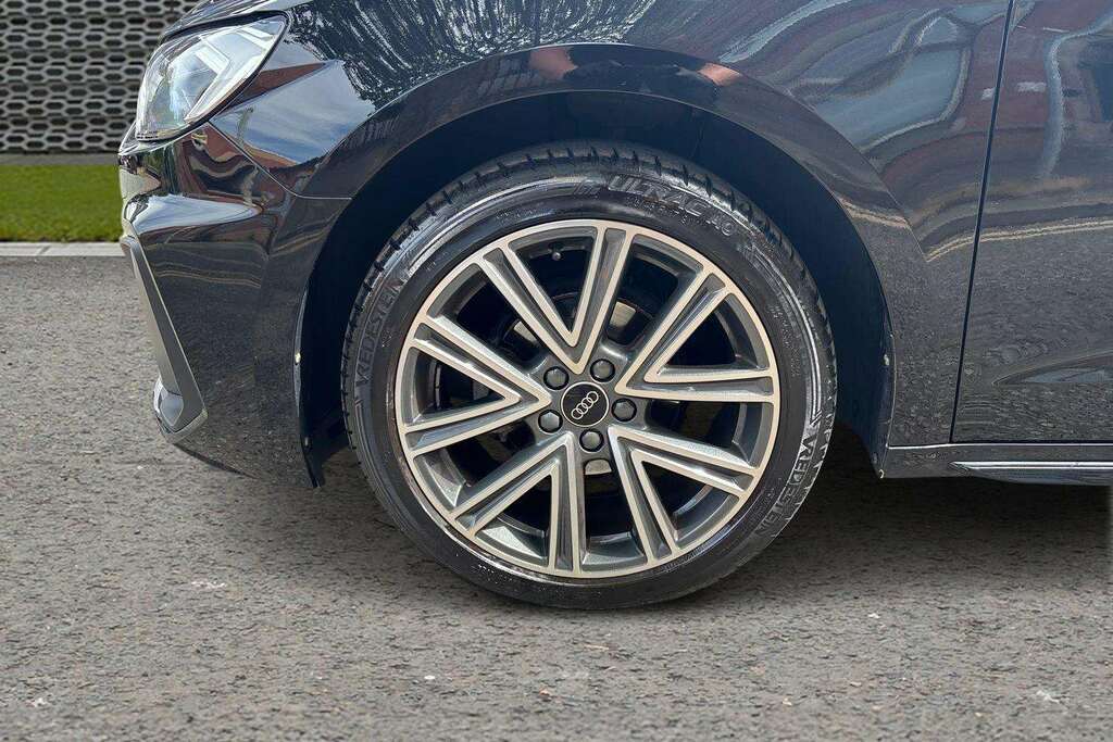 Audi A1 25 Tfsi S Line 2024 BN55BEC Black #4
