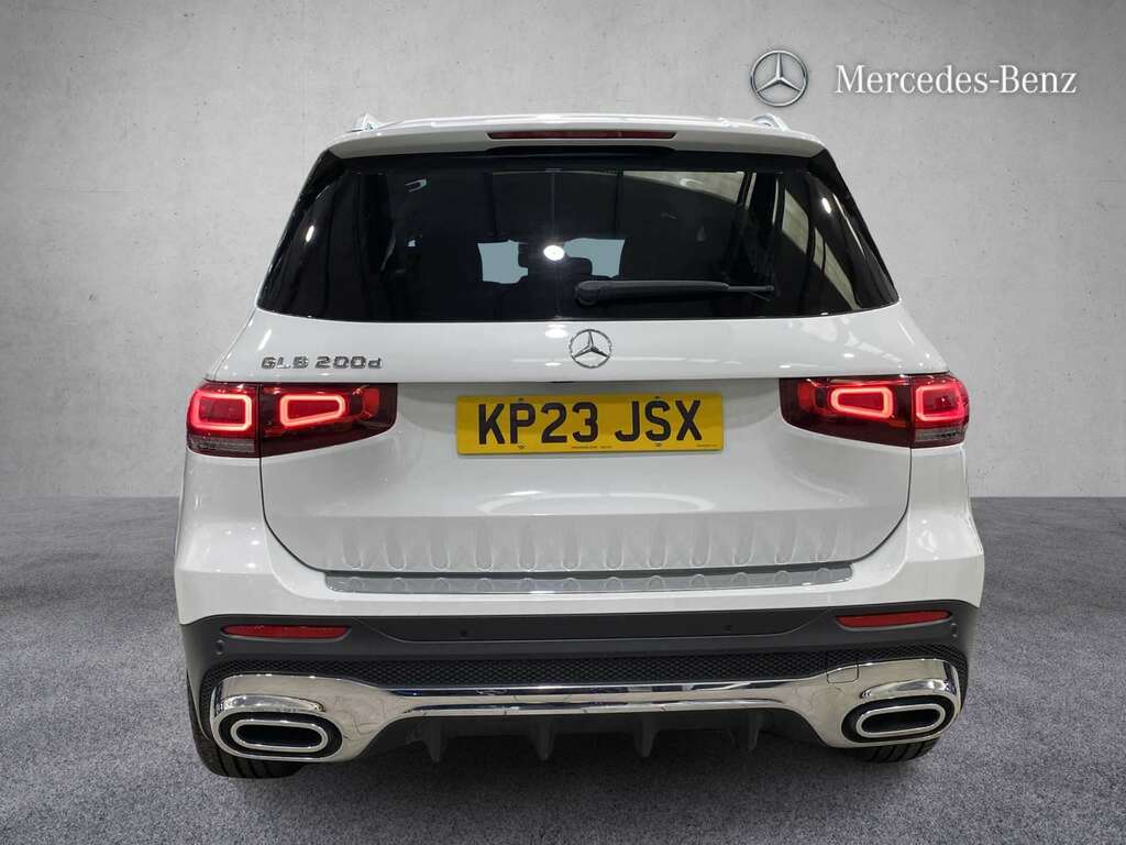 Mercedes-Benz GLB Class 200 Amg Line Executive 7G-tronic 2023 KP23JSX White #6