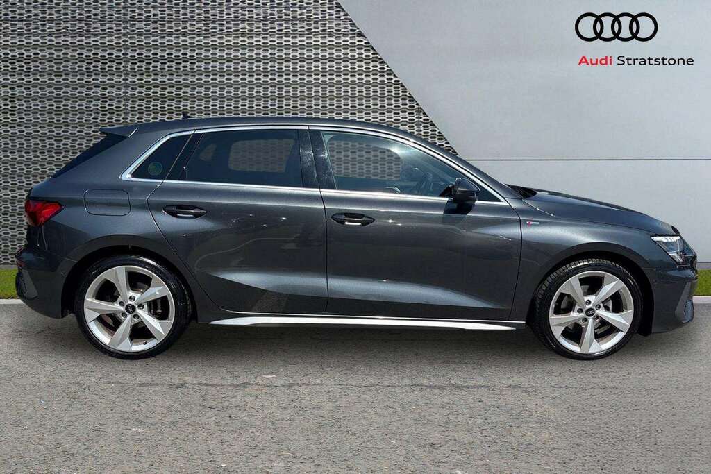 Audi A3 35 Tfsi S Line S Tronic 2022 KM72OVT Grey #3
