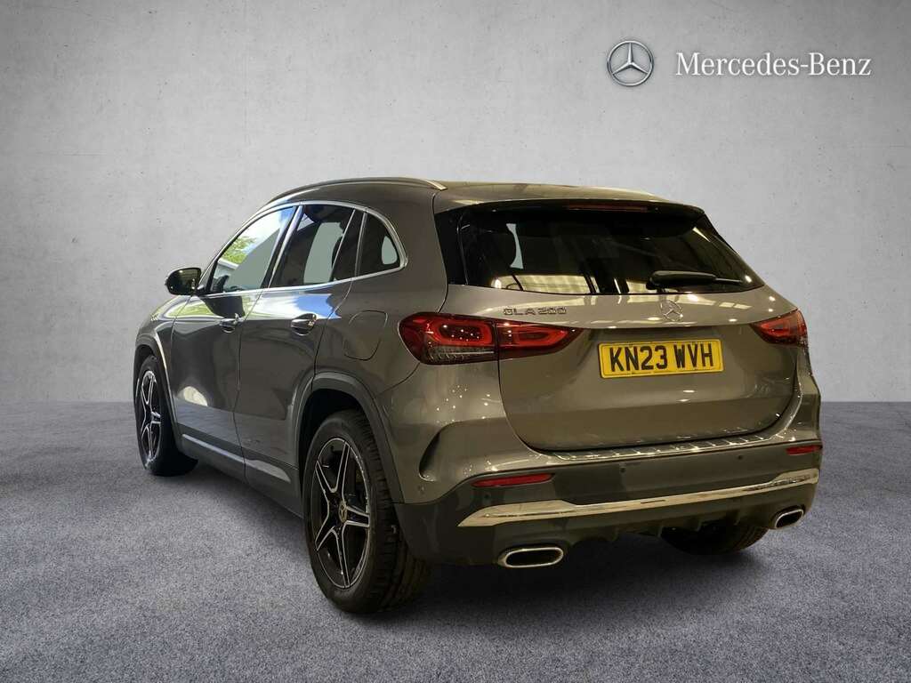 Mercedes-Benz GLA Class 200 Amg Line Premium 2023 KN23WVH Grey #5