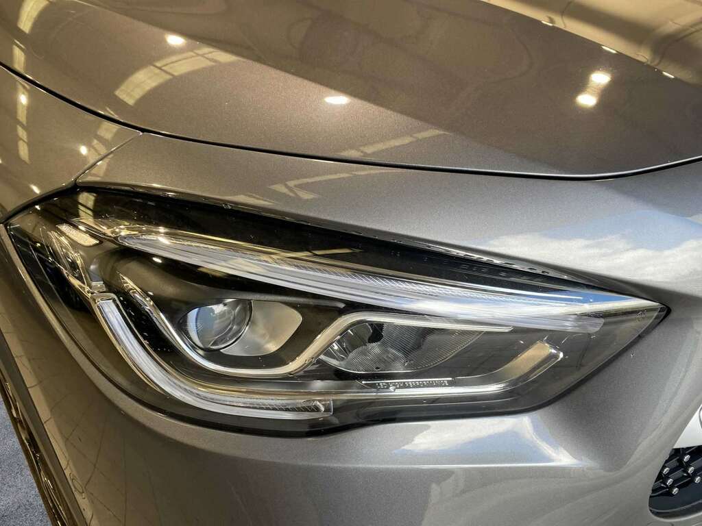Mercedes-Benz GLA Class 200 Amg Line Premium 2023 Grey