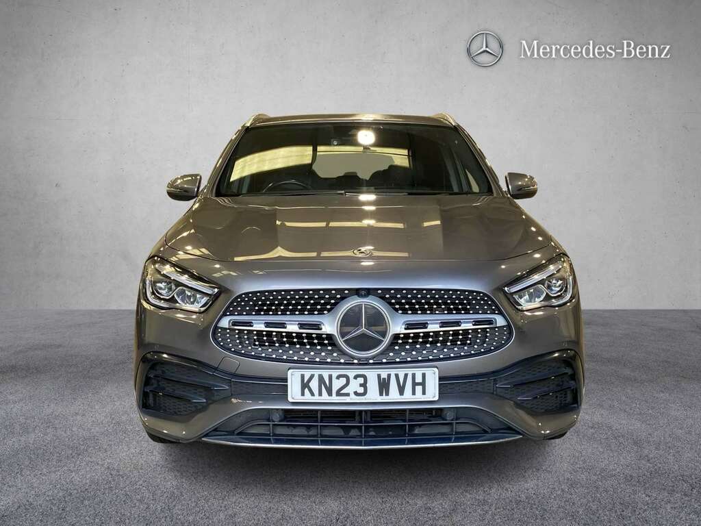 Mercedes-Benz GLA Class 200 Amg Line Premium 2023 KN23WVH Grey #2