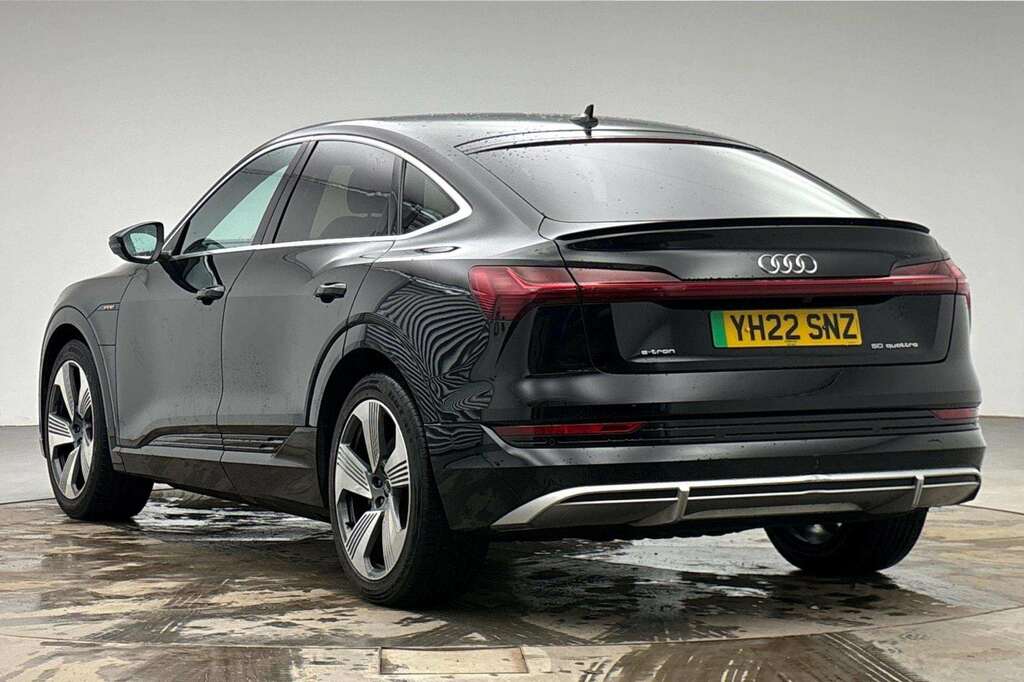 Audi E-tron 230Kw 50 Quattro 71Kwh S Line 2022 Black #2