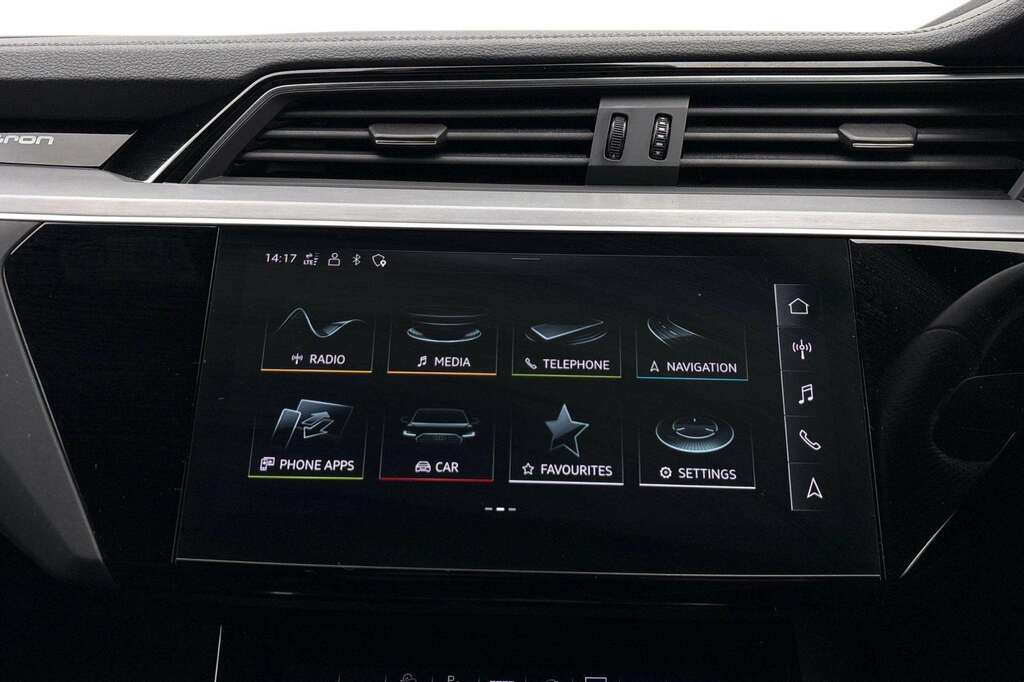 Audi E-tron 230Kw 50 Quattro 71Kwh S Line 2022 Black #6