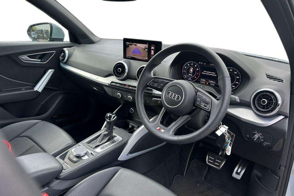 Audi Q2 35 Tfsi S Line S Tronic 2023 BM23OEV Grey #3