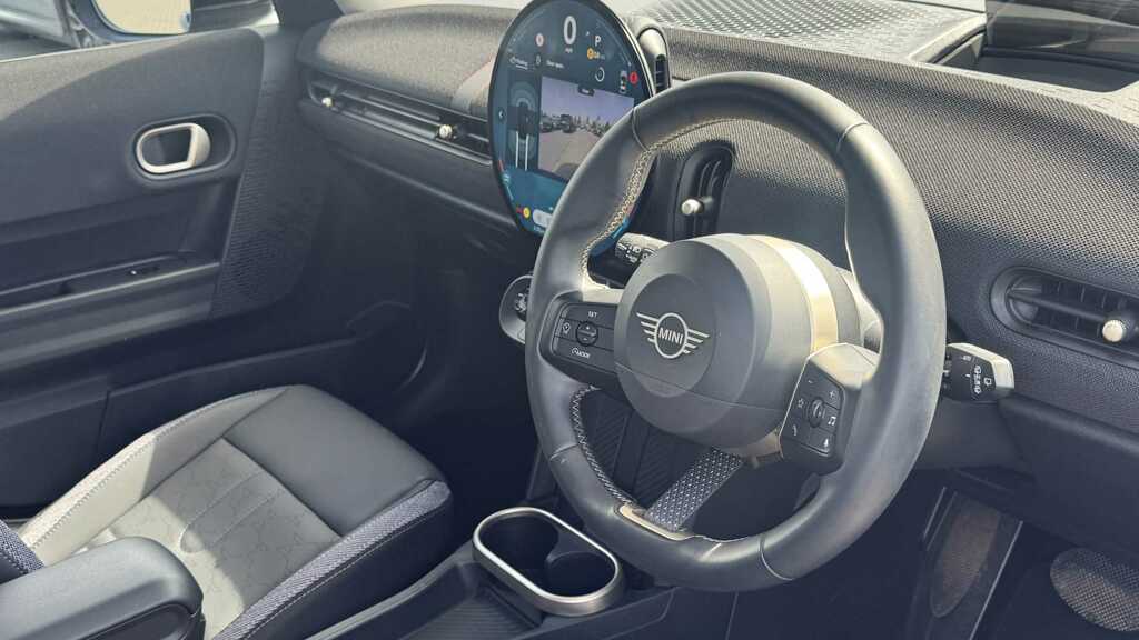 Mini Hatch 2.0 S Classic 2024 YE74LZA Black #5