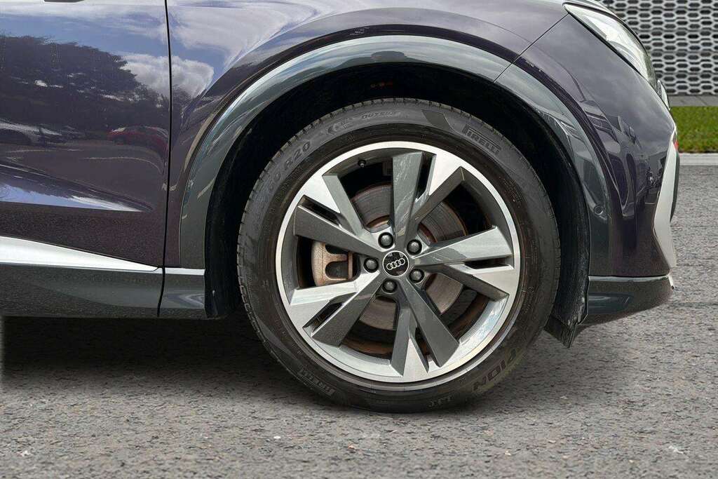 Audi Q4 E Tron 150Kw 40 82Kwh S Line 2023 Purple #5