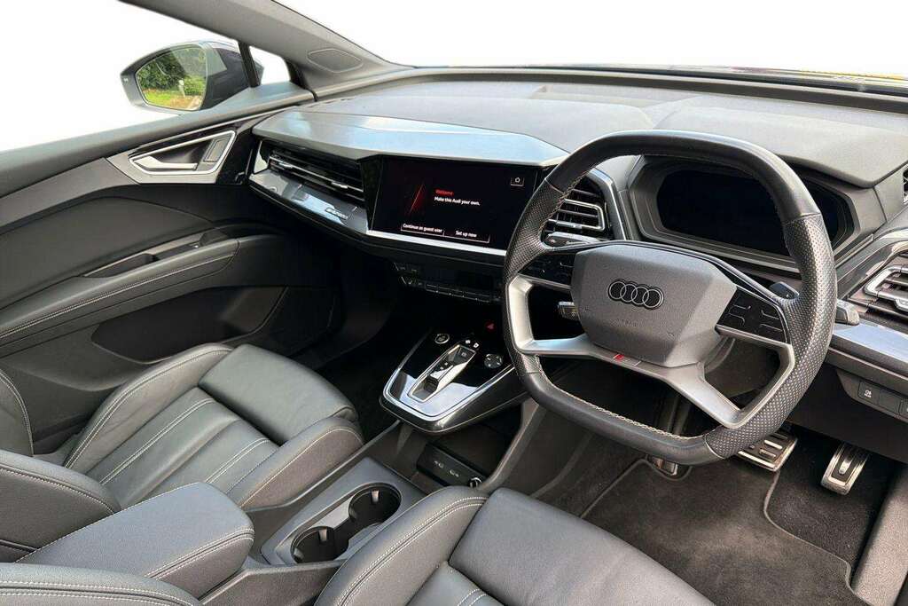 Audi Q4 E Tron 150Kw 40 82Kwh S Line 2023 Purple #6