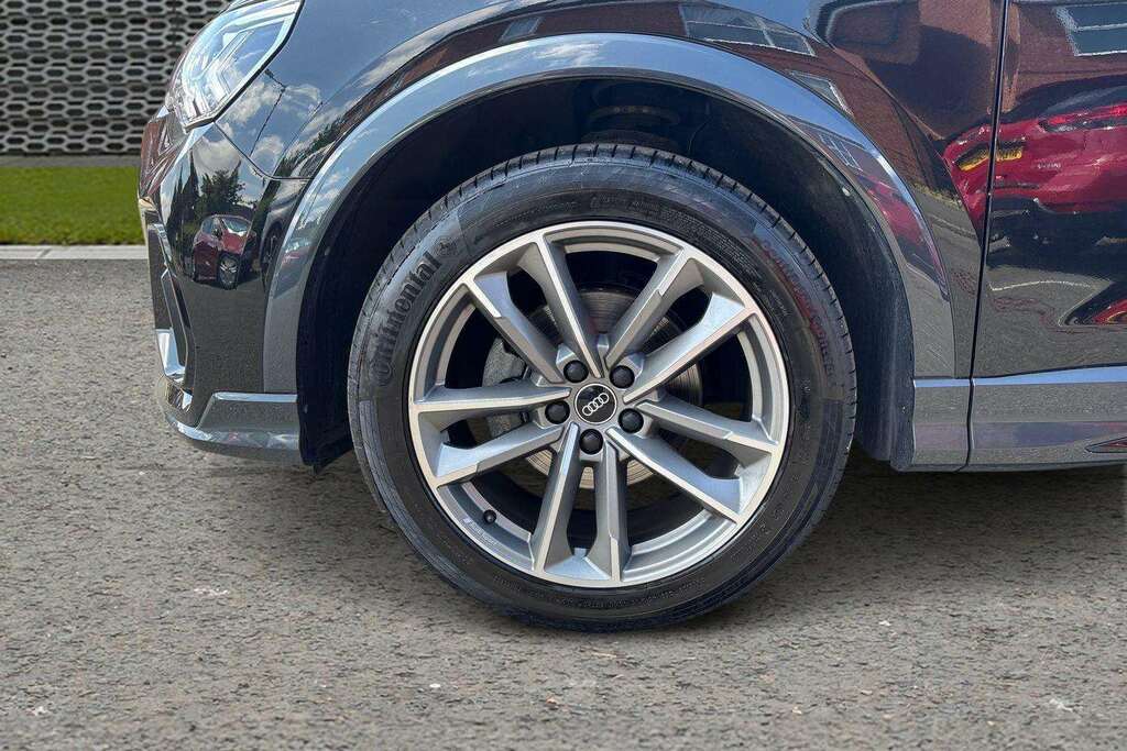 Audi Q3 35 Tfsi Black Edition 2022 BK72TZB Black #5