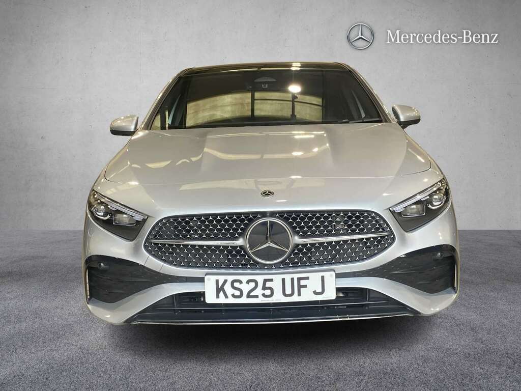 Mercedes-Benz A Class A200 Amg Line Premium Plus 2025 KS25UFJ Silver #3