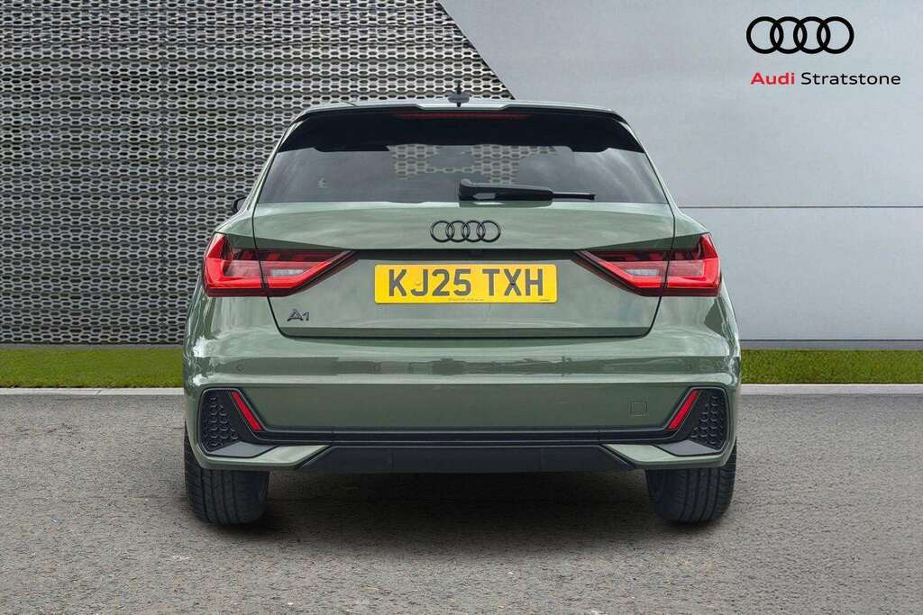 Audi A1 35 Tfsi Black Edition S Tronic 2025 KJ25TXH Green #6