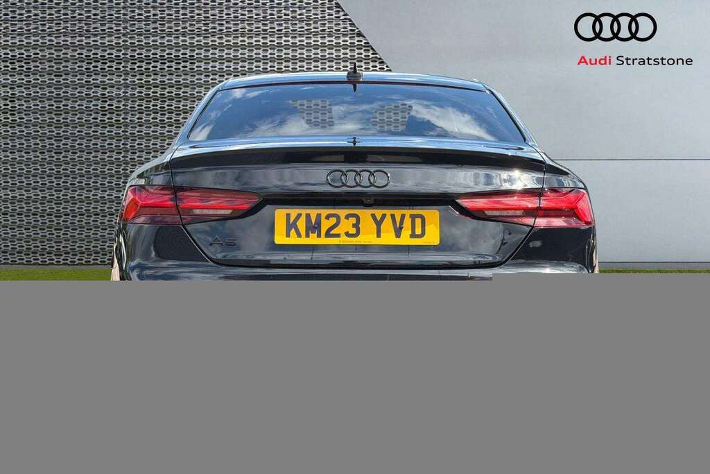 Audi A5 35 Tfsi Black Edition S Tronic 2023 KM23YVD Black #4