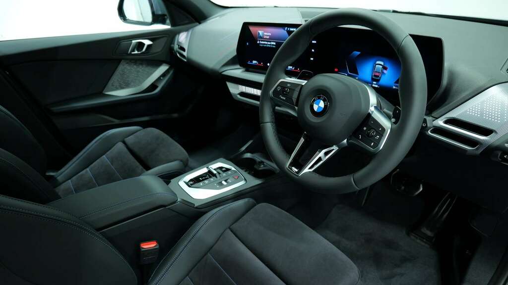 BMW 1 Series 120 M Sport Step 2026 YP26XJH #6