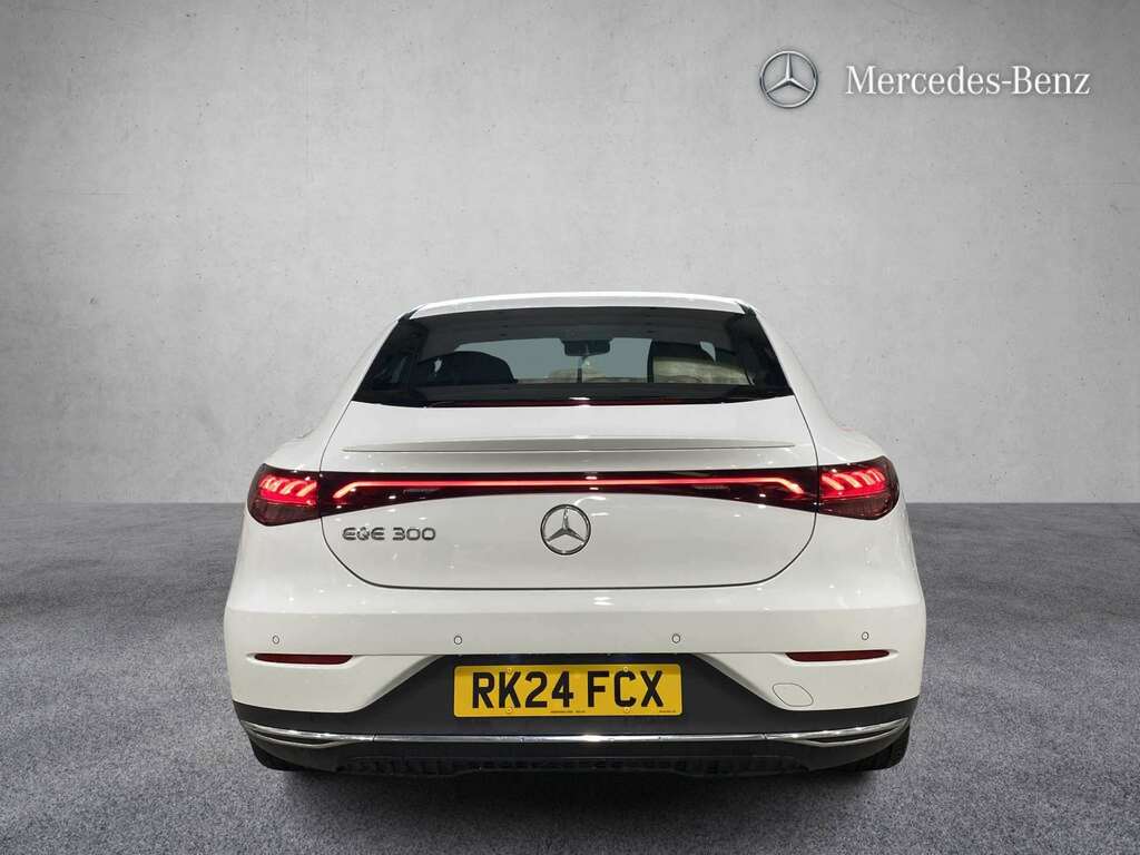 Mercedes-Benz EQE 300 180Kw Sport Edition 89Kwh 2024 White #6