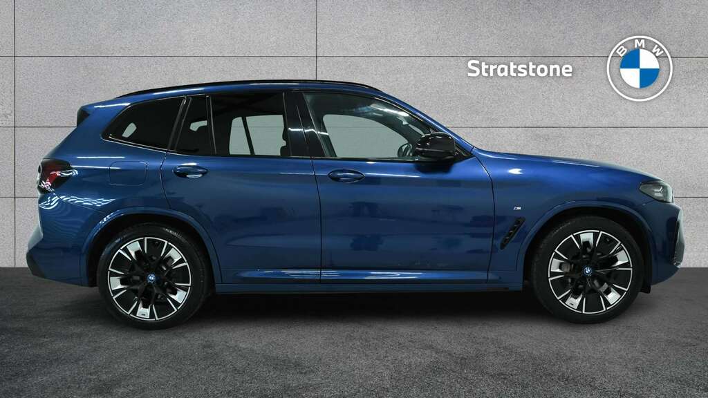 BMW iX3 210Kw M Sport Pro 80Kwh 2023 Blue #2