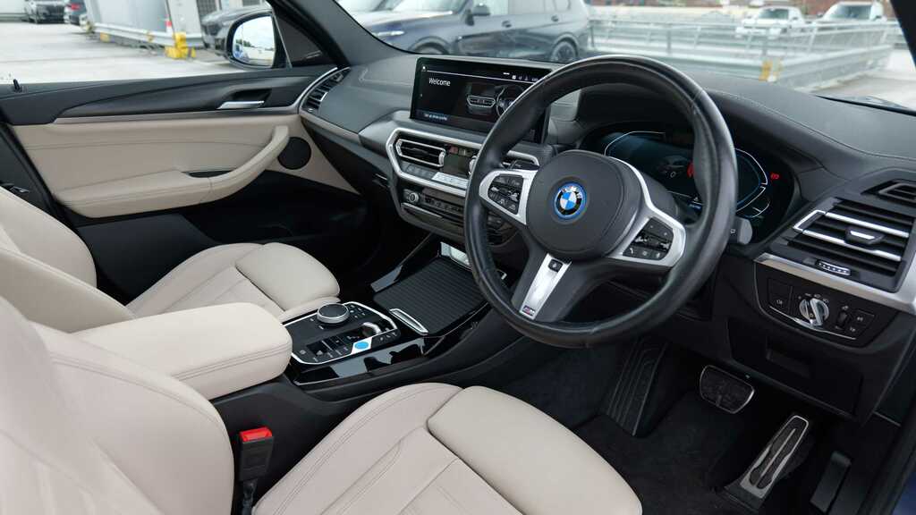 BMW iX3 210Kw M Sport Pro 80Kwh 2023 Blue #3