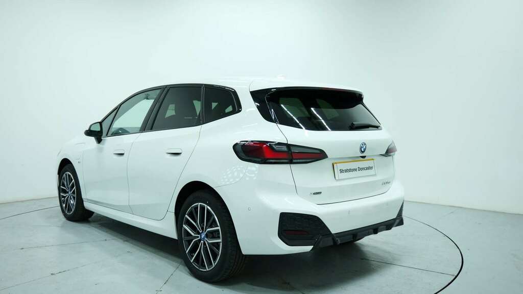 BMW 2 Series 225E Xdrive M Sport Dct 2026 YP26XLE White #2