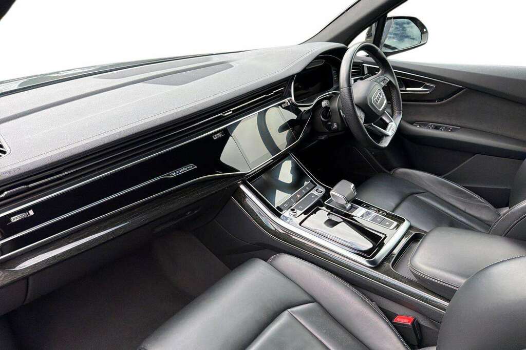 Audi Q7 55 Tfsi Quattro Black Edition Tiptronic 2023 Grey #2