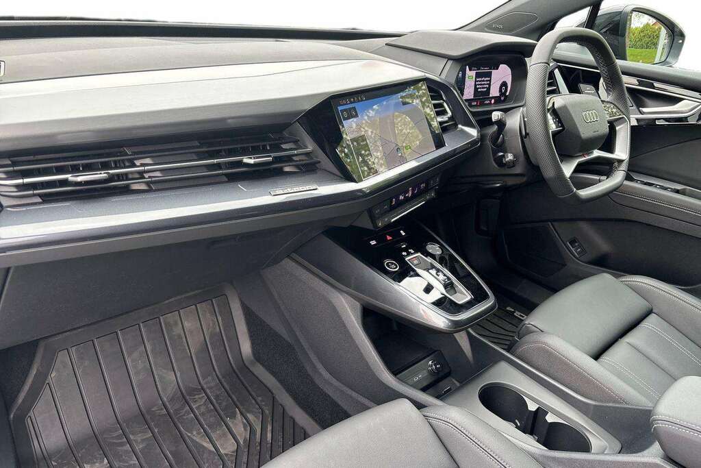 Audi Q4 E Tron 210Kw 45 82Kwh Black Edition Tech Pack Grey #2