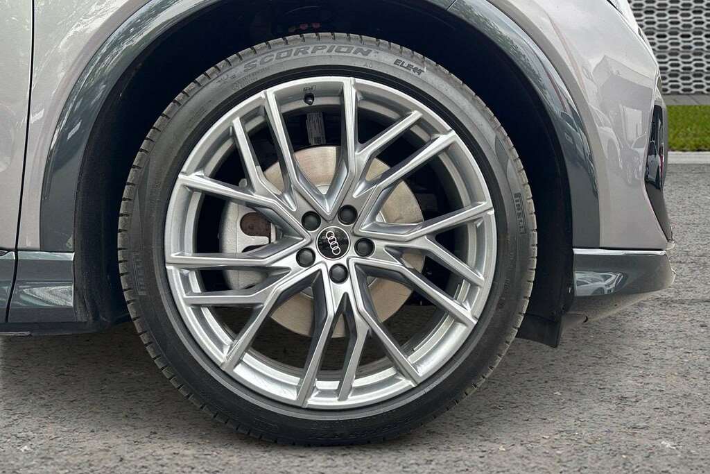 Audi Q4 E Tron 210Kw 45 82Kwh Black Edition Tech Pack Grey #5