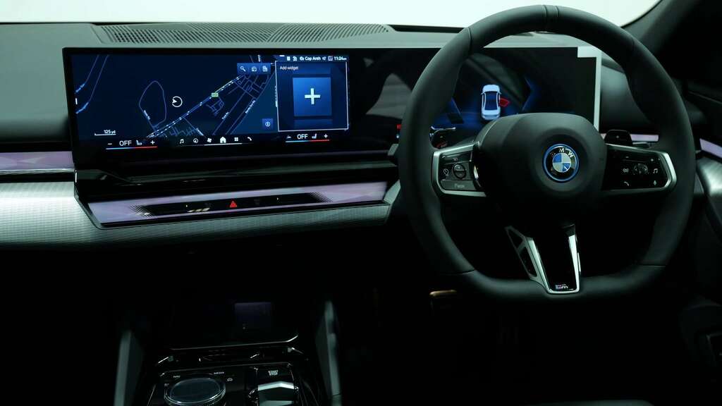 BMW 5 Series 530E M Sport 2026 YP26XMY White #5