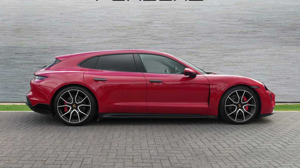 Porsche Taycan 4S Sport Turismo 2022 Red #4