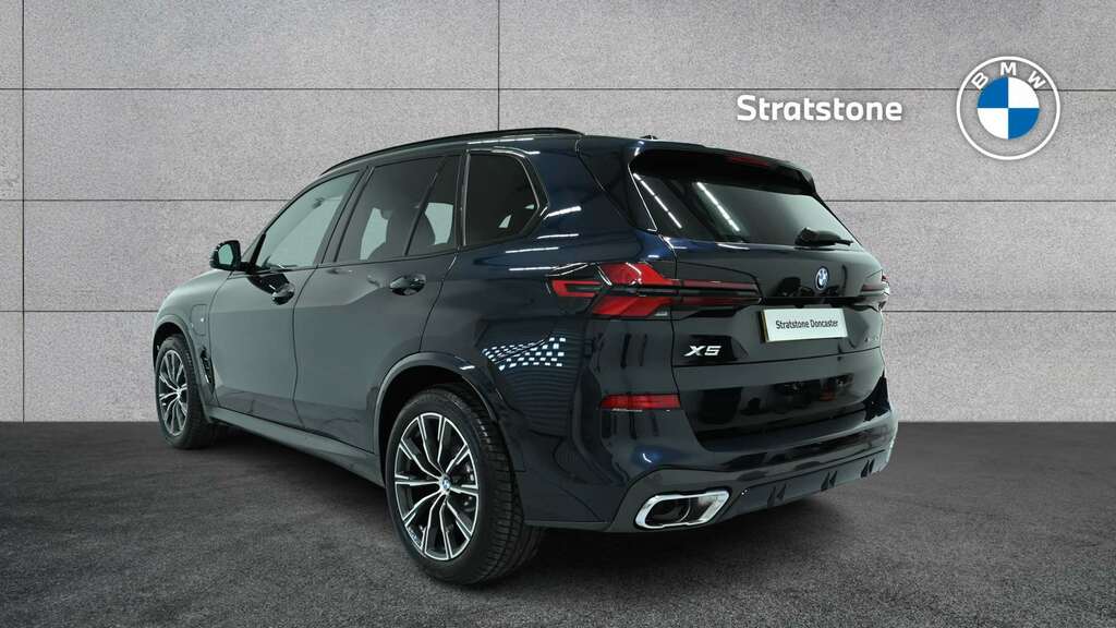 BMW X5 Xdrive50e M Sport 2026 YP26XMX Black #2