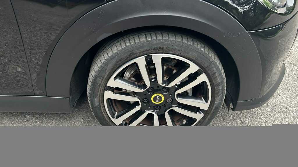 Mini Hatch 135Kw Cooper S Level 2 33Kwh 2021 RJ71BBV Black #3