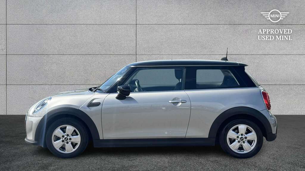 Mini Hatch 1.5 Cooper Classic 2022 YF72LGV Silver #2