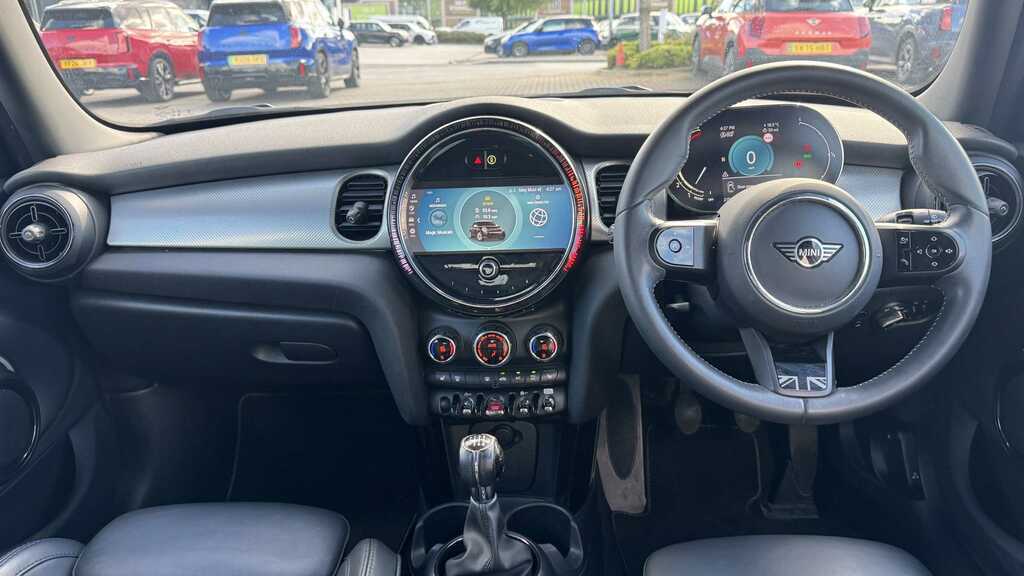 Mini Hatch 1.5 Cooper Exclusive Premium 2023 Grey