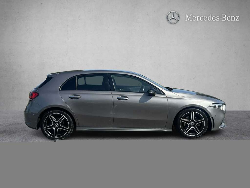 Mercedes-Benz A Class A180 Amg Line Premium 2023 KN23XSP Grey #4