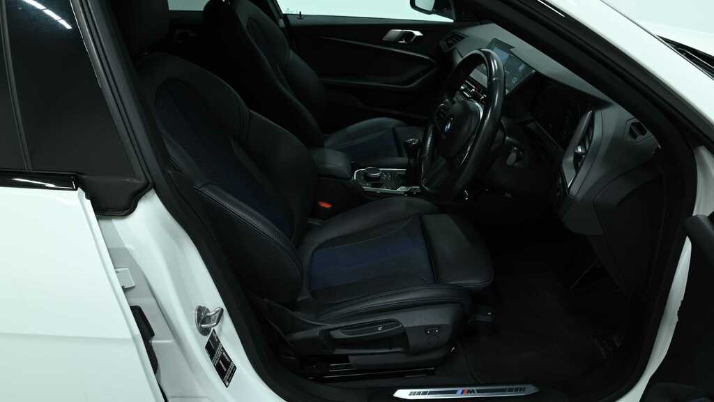 BMW 2 Series 218I 136 M Sport 2023 White #6