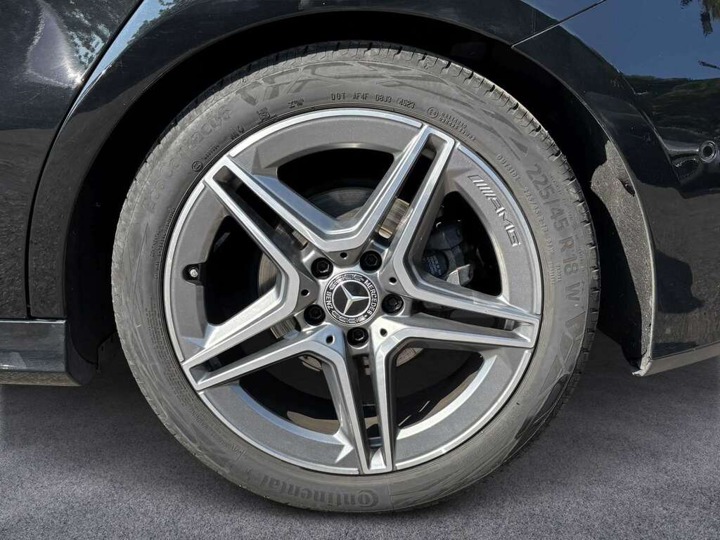 Mercedes-Benz A Class A180 Amg Line Executive 2024 KM24ZNY Black #3