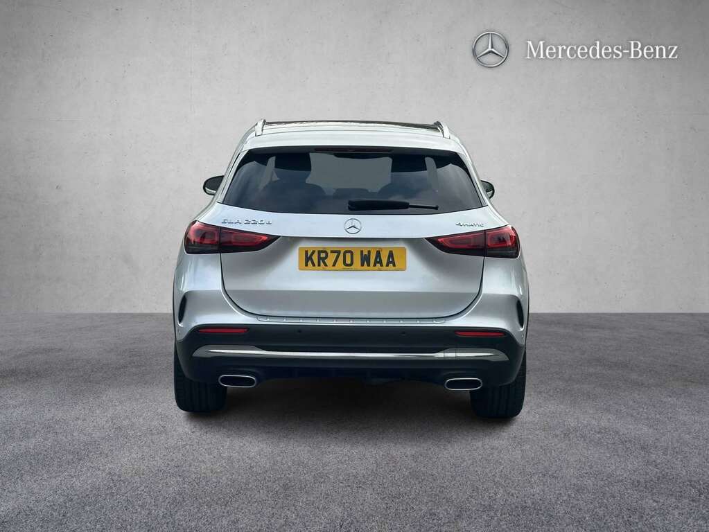 Mercedes-Benz GLA Class 220D 4Matic Amg Line Premium Plus 2020 KR70WAA Silver #5