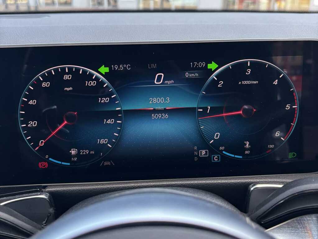 Mercedes-Benz GLB Class 2.0 Glb200d Amg Line Premium G-tronic Euro 6 S White #11