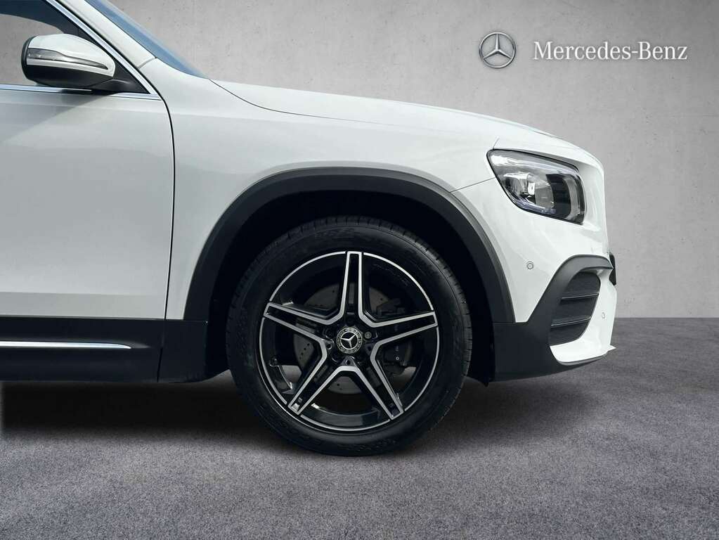 Mercedes-Benz GLB Class 200 Amg Line Premium 7G-tronic 2023 KW72HZM White #3