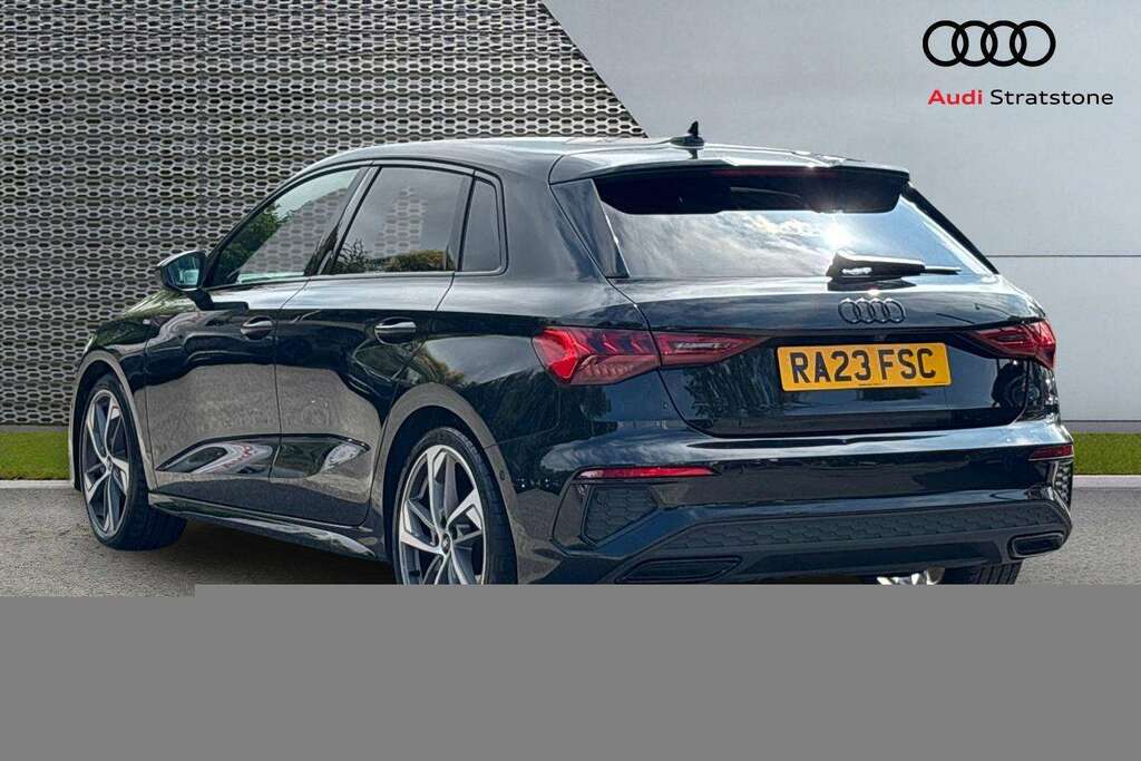 Audi A3 35 Tdi Black Edition S Tronic 2023 RA23FSC Black #2