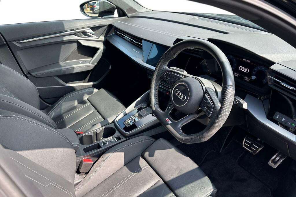 Audi A3 35 Tdi Black Edition S Tronic 2023 RA23FSC Black #5