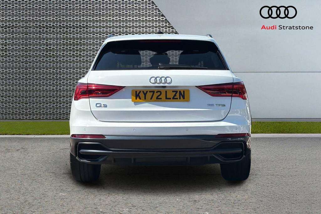 Audi Q3 35 Tfsi Black Edition S Tronic 2022 KY72LZN White #6