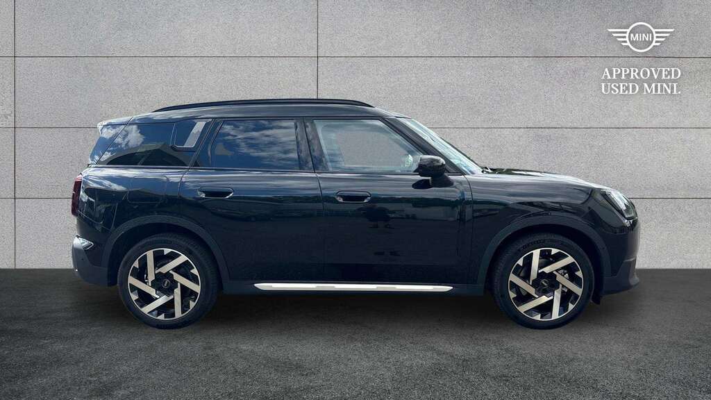 Mini Countryman 1.5 C Exclusive 2025 Black #2