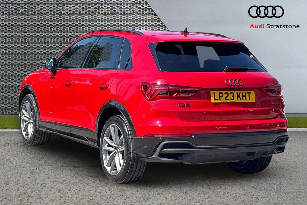 Audi Q3 40 Tfsi Quattro Black Edition S Tronic 2023 LP23KHT Red #2