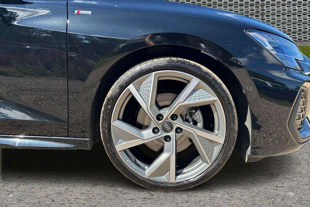 Audi A3 1.5 Tfsi 150 Black Ed S Tronic Tech Pack Pro LL75FAA Black #5