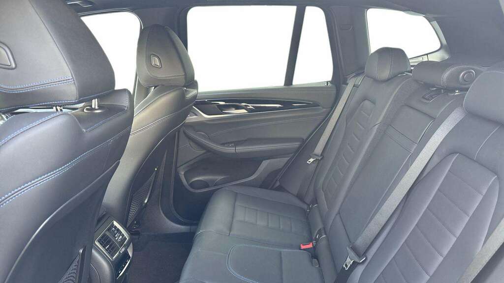 BMW iX3 210Kw M Sport 80Kwh 2024 Grey #2